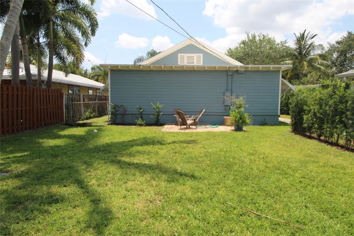 239 NW 1st Ave