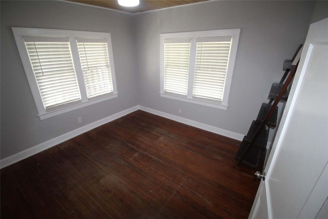 239 NW 1st Ave