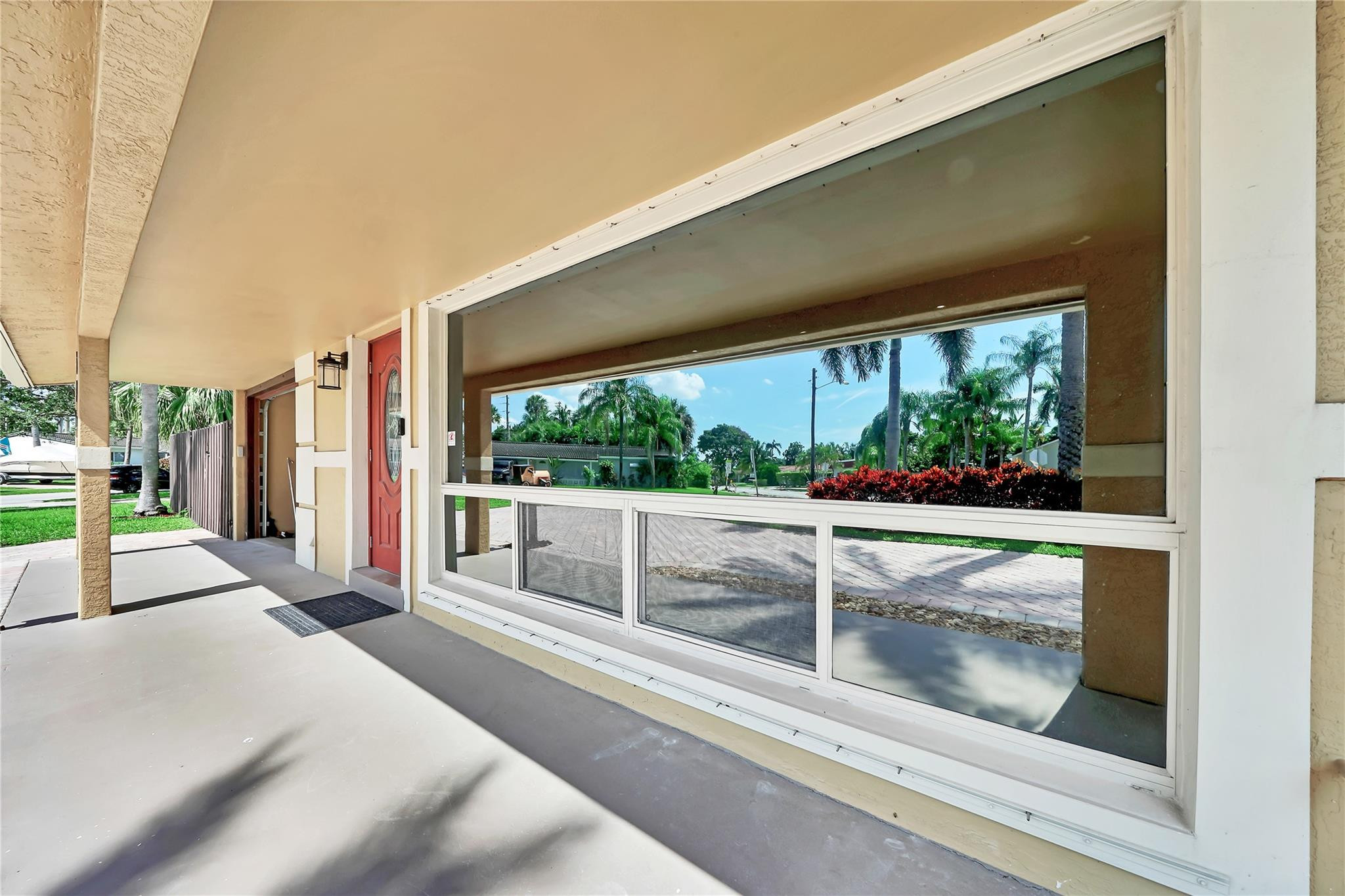 541 SE 4th St