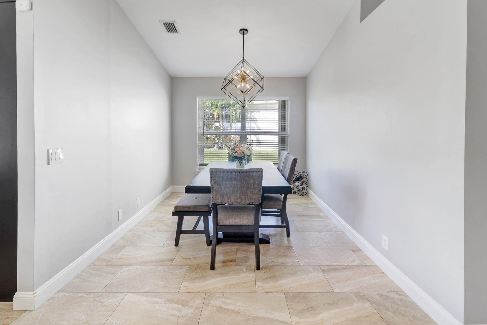 8260 PALM GATE DR