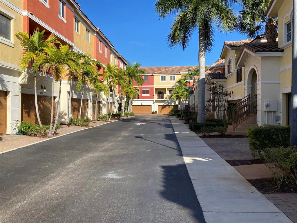 1312 Coastal Bay Boulevard