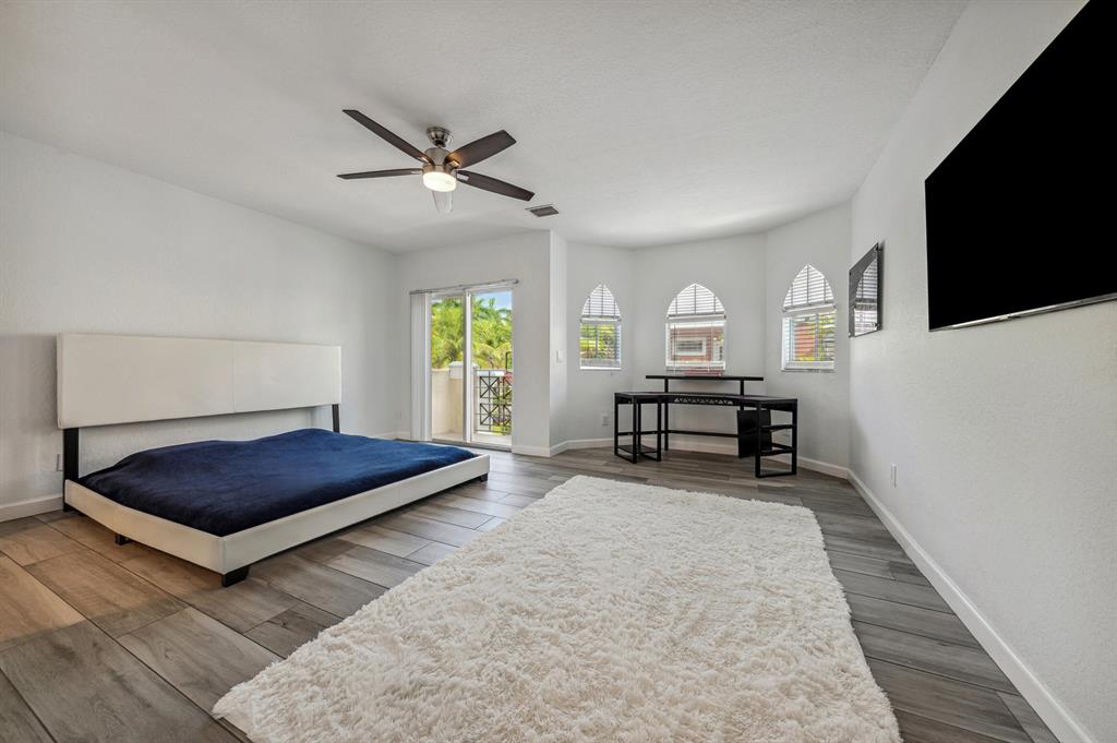 1312 Coastal Bay Boulevard