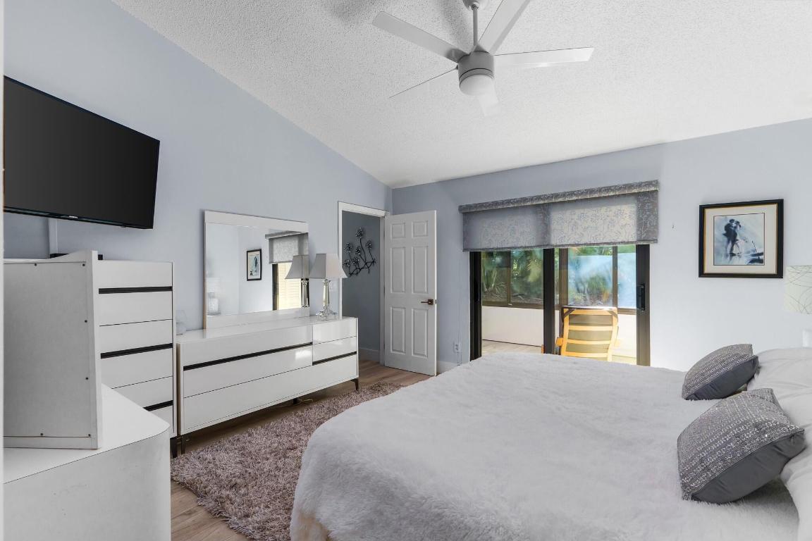 10964 Stafford Circle S