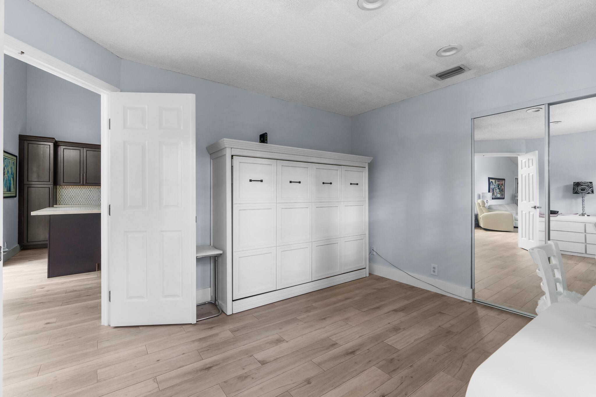 10964 Stafford Circle S