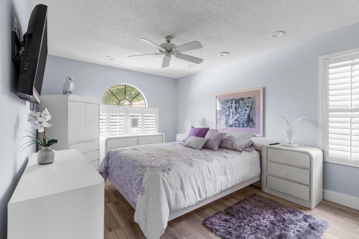 10964 Stafford Circle S