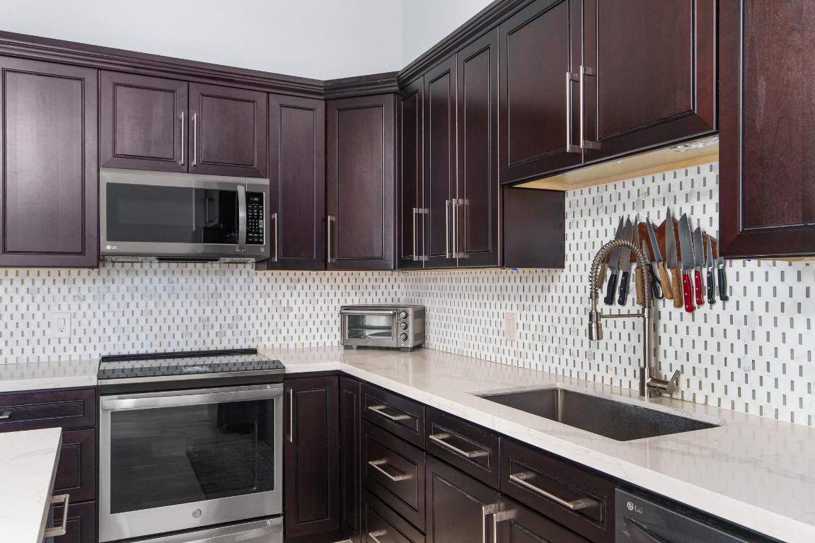 10964 Stafford Circle S