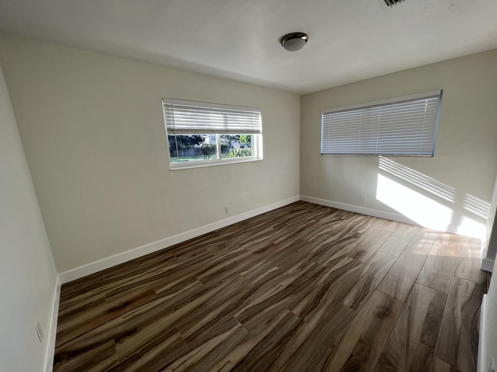 499 NW 14th Avenue