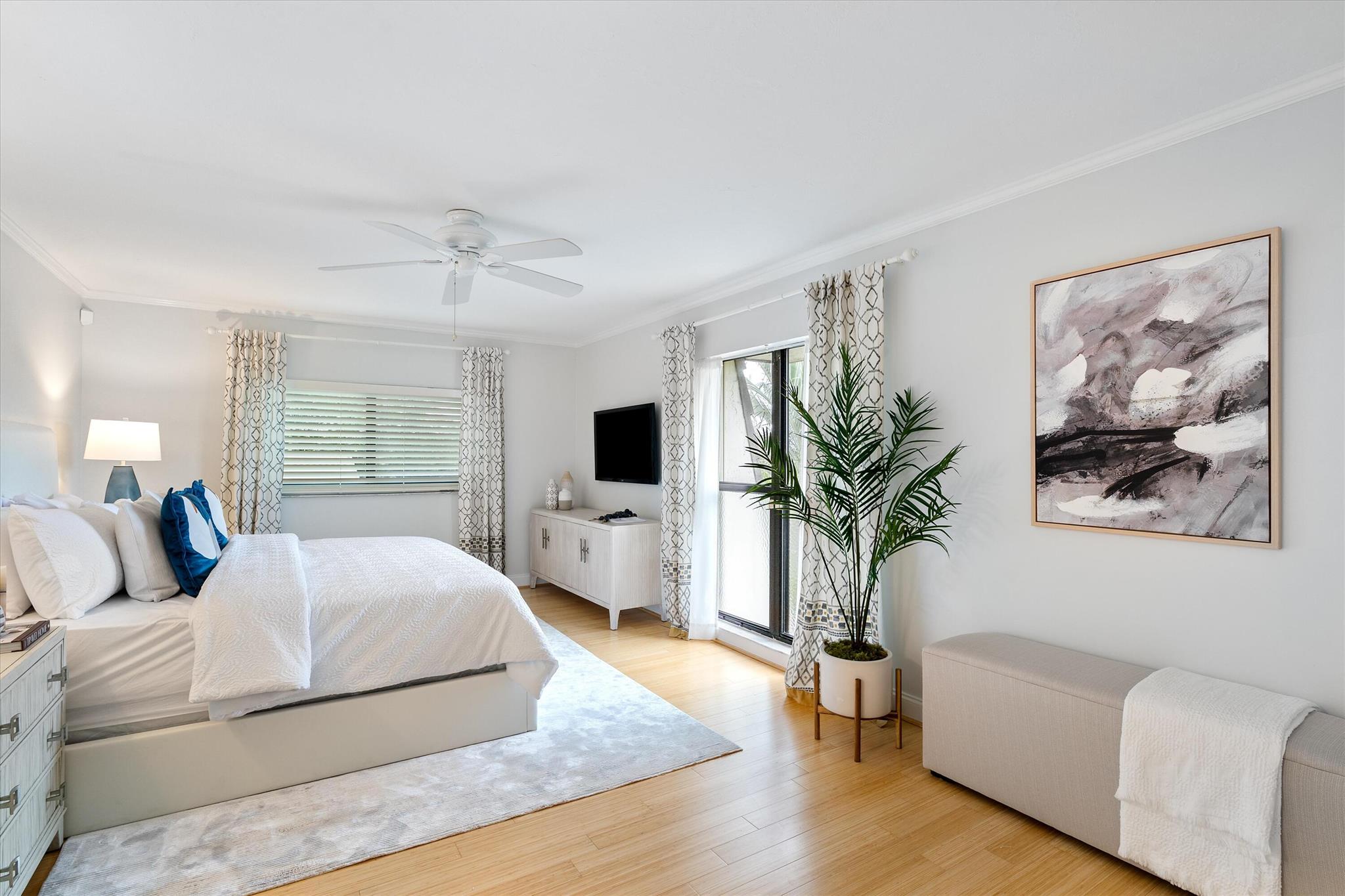 1220 Homewood Boulevard 202-B