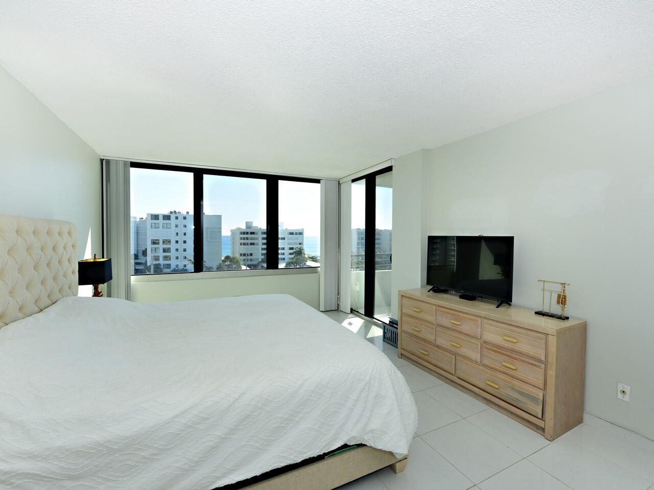 3589 S Ocean Boulevard 706