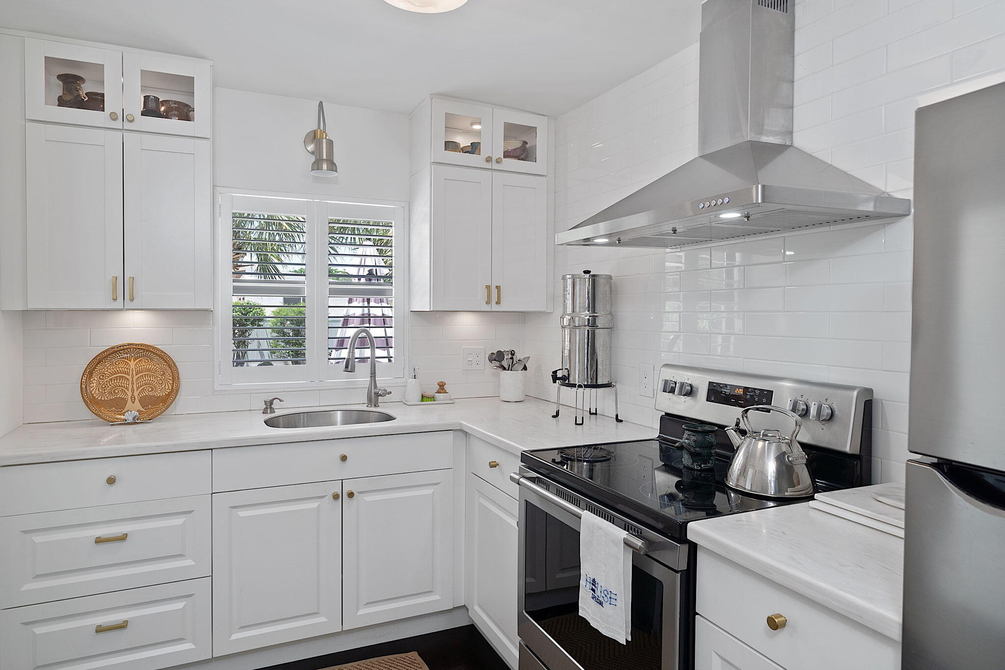 249 NE 9th Street