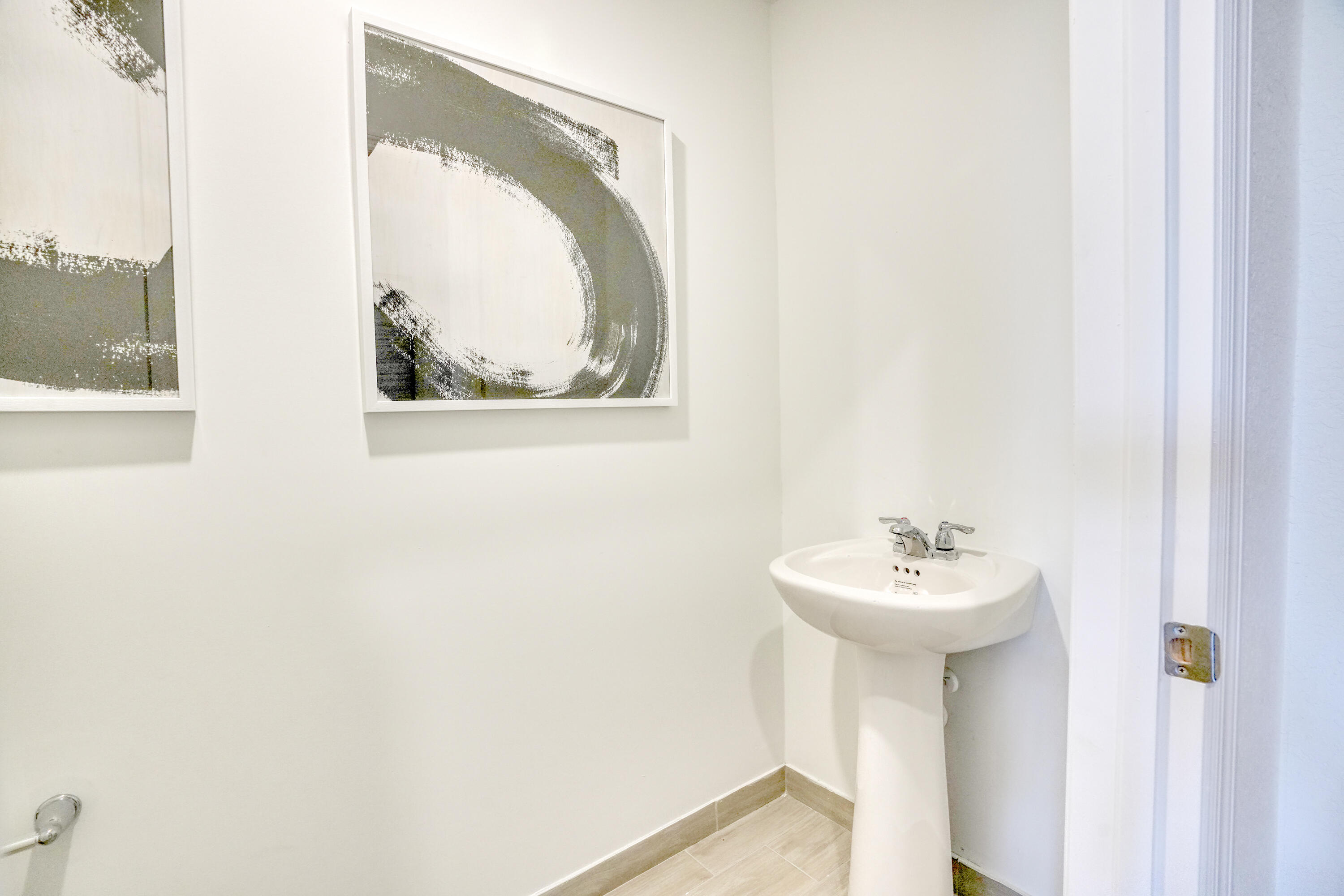 4414 Hammock Grove Drive