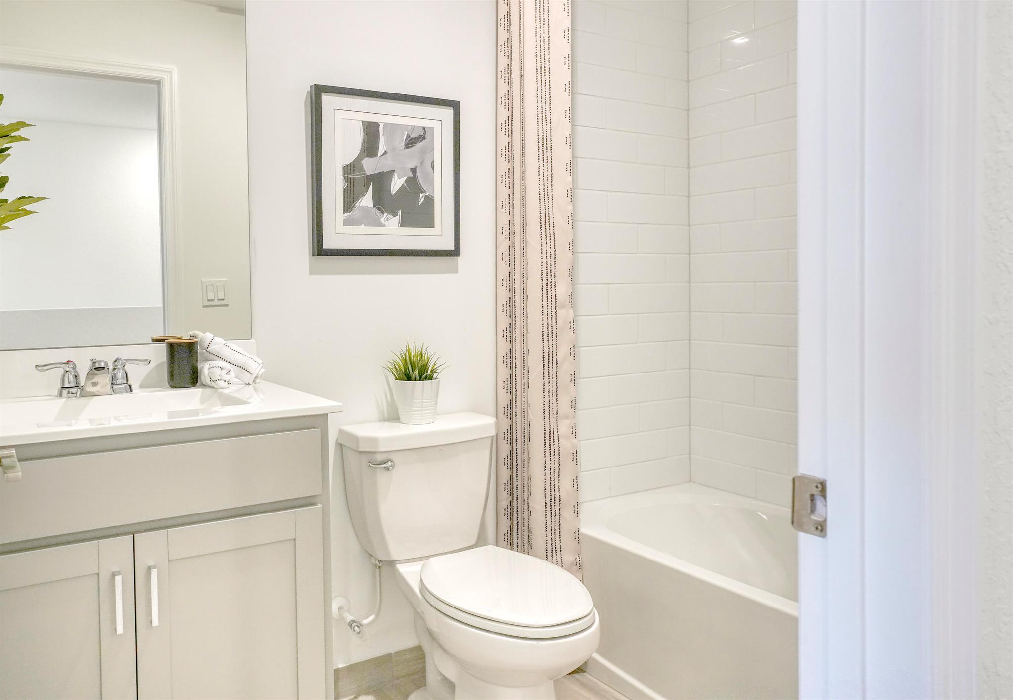 4414 Hammock Grove Drive