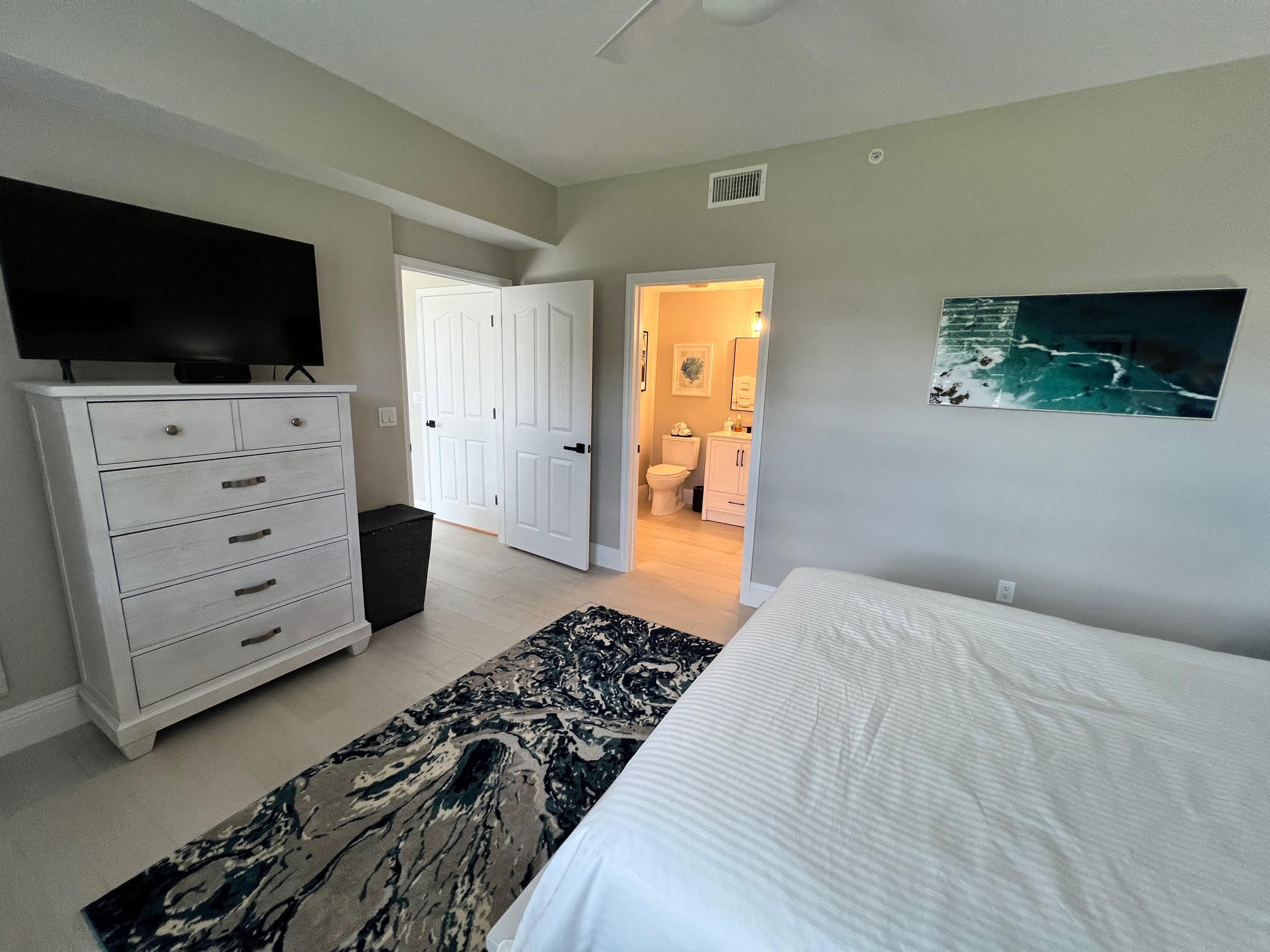 2036 Alta Meadows Lane 1411