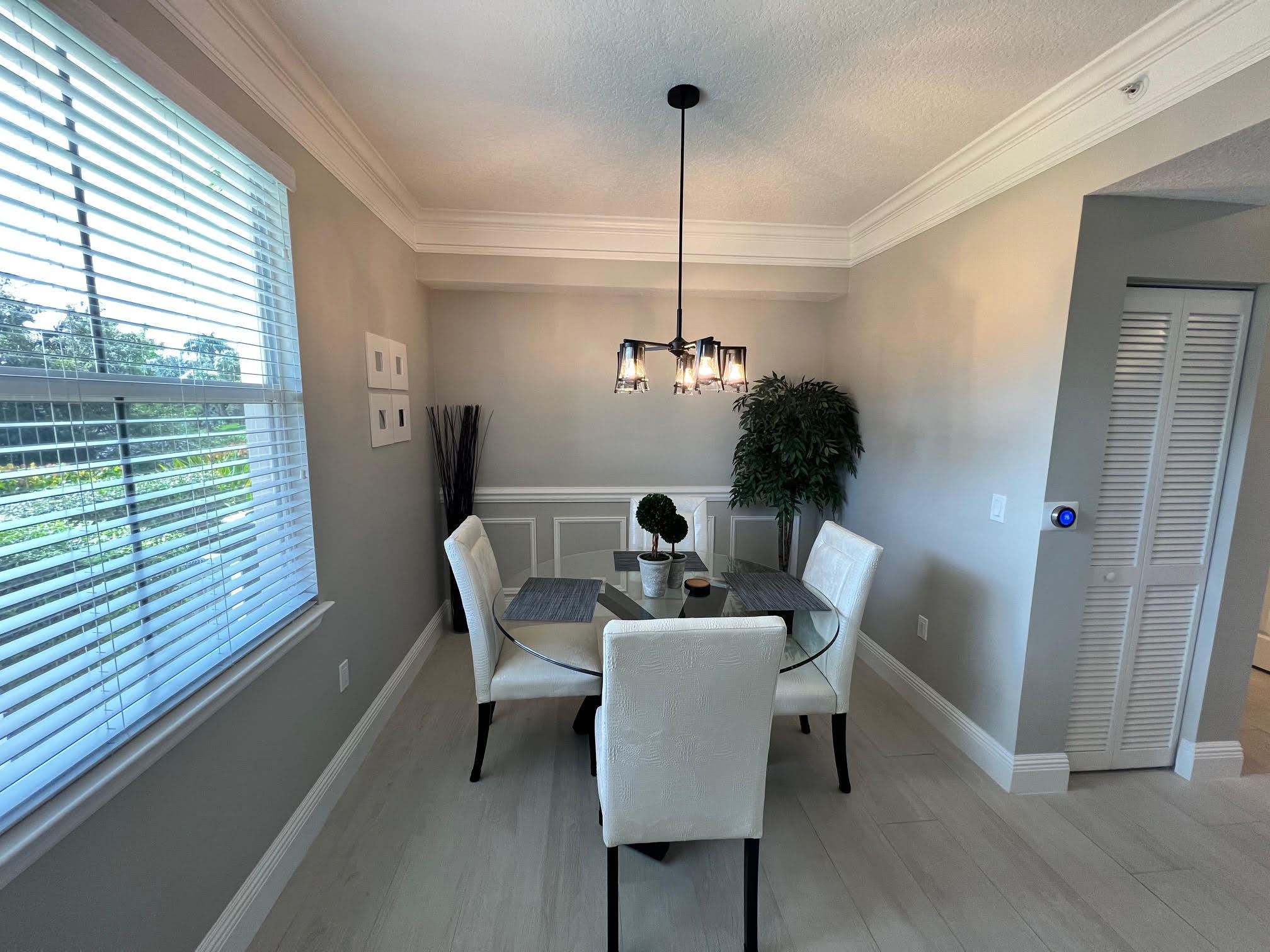 2036 Alta Meadows Lane 1411