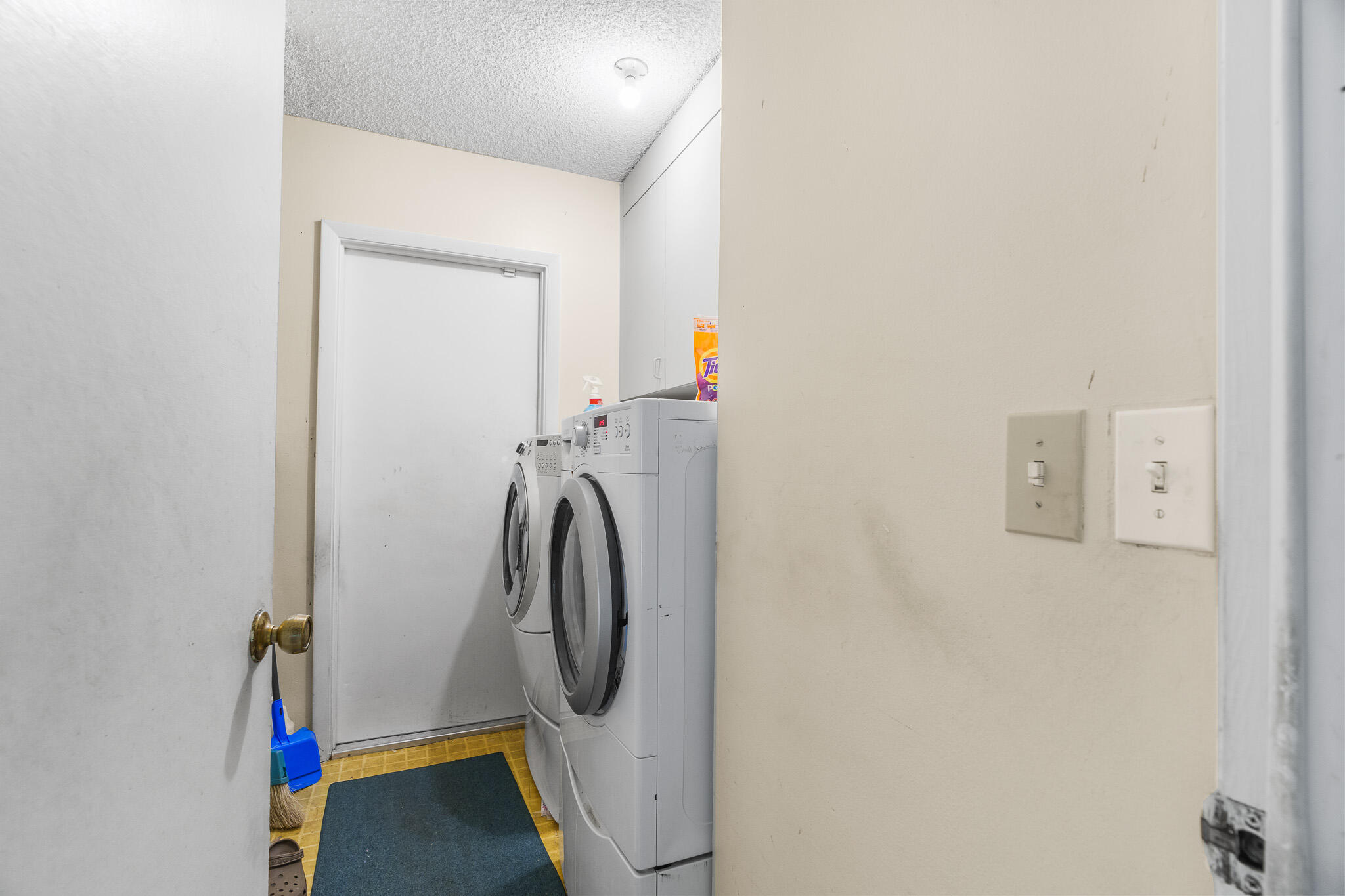 9690 Saddlebrook Drive