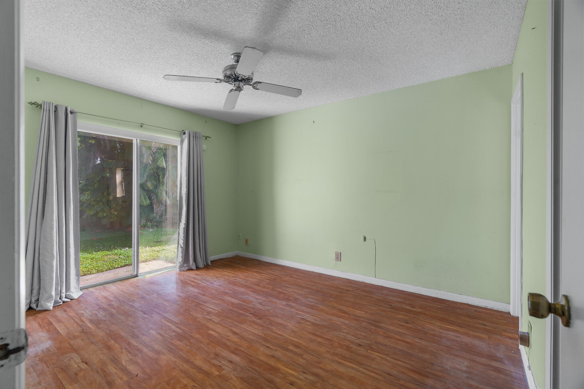 9690 Saddlebrook Drive