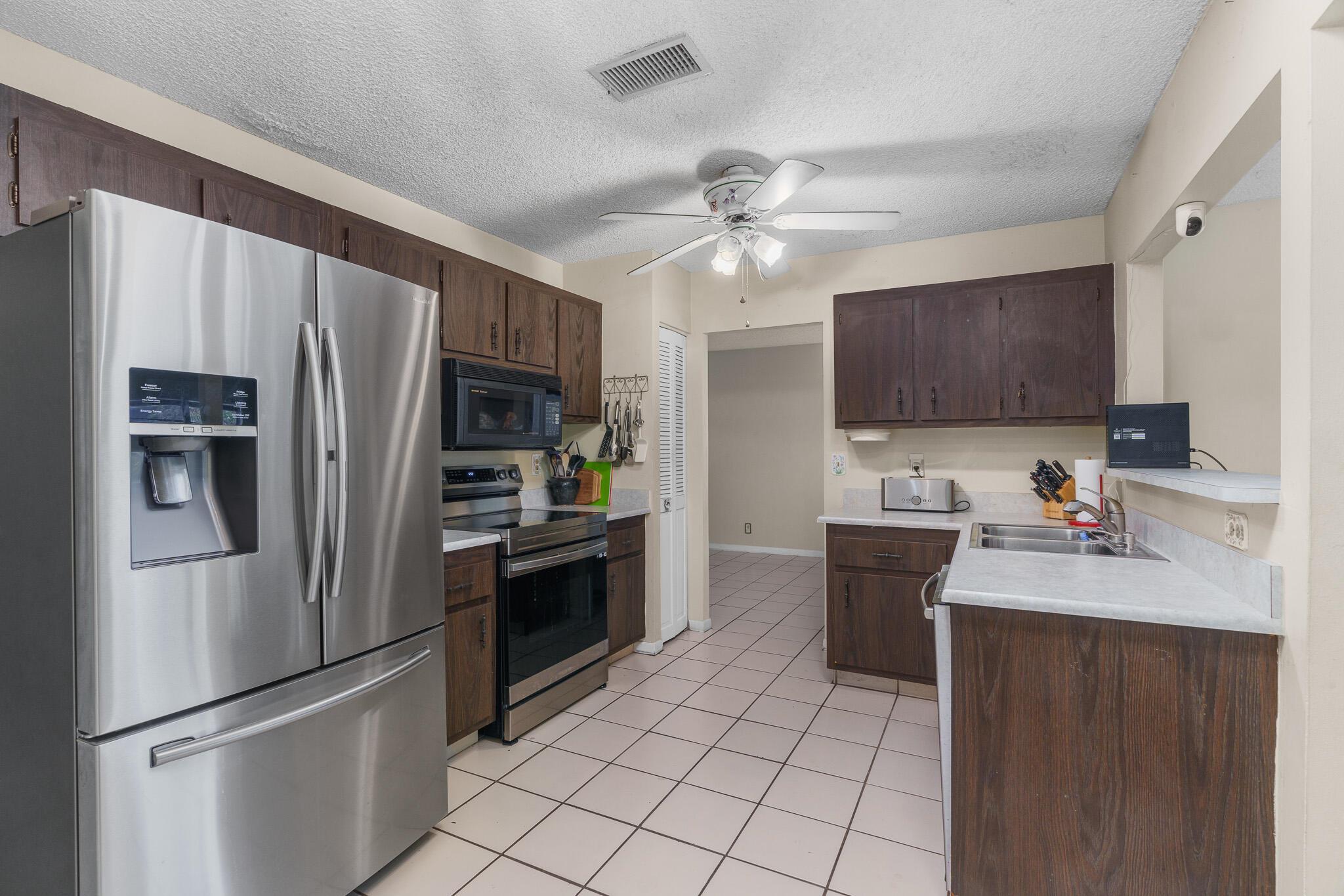 9690 Saddlebrook Drive