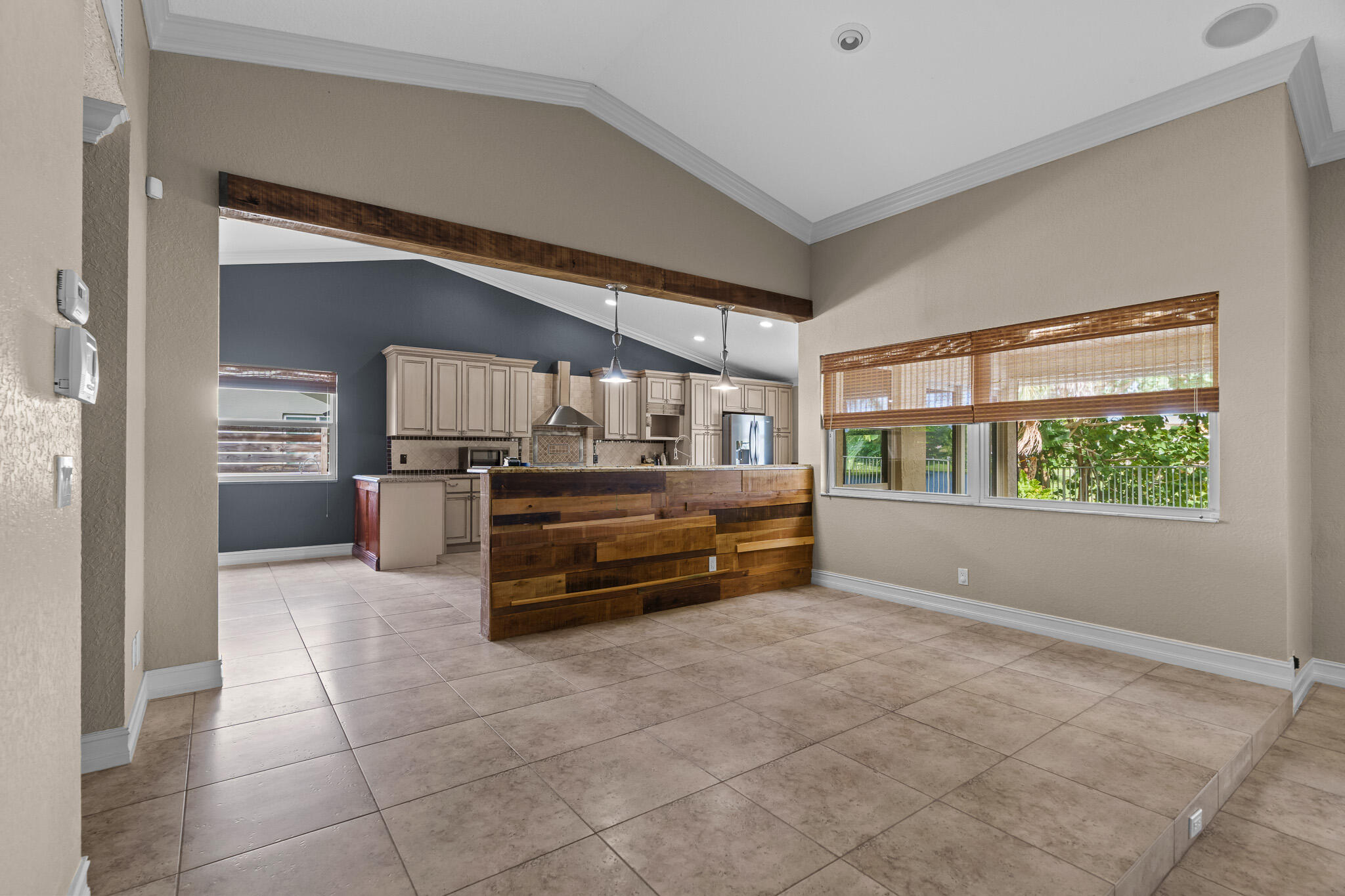 4195 NW 7th Court