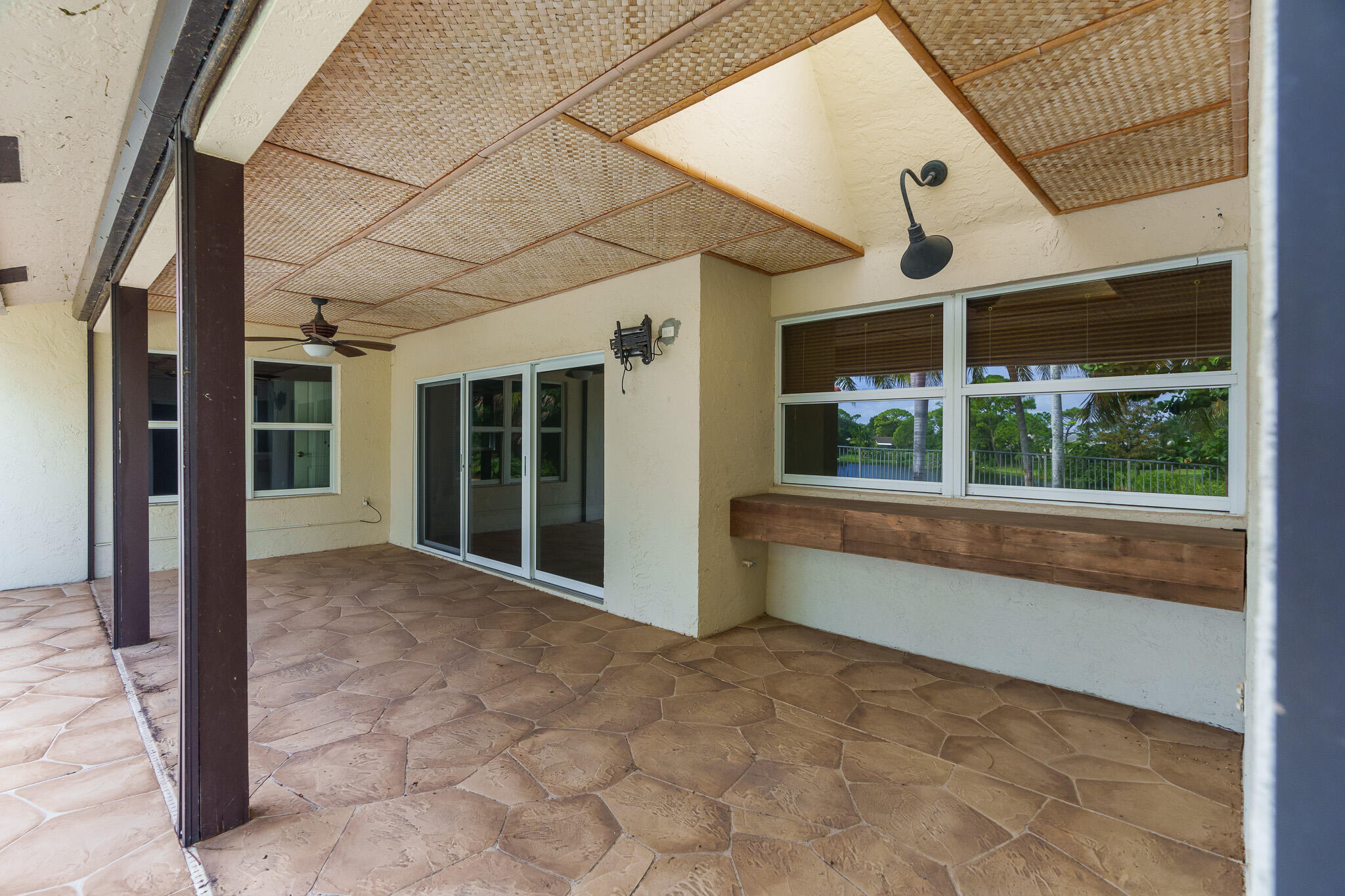 4195 NW 7th Court