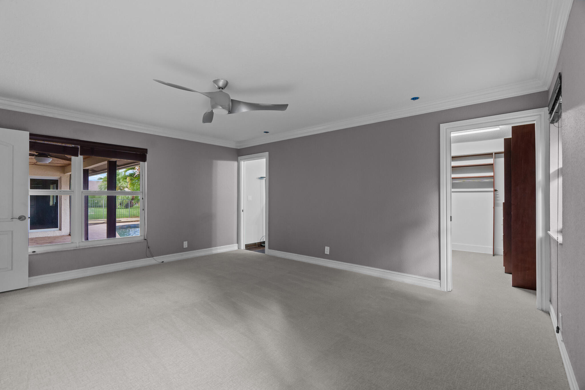 4195 NW 7th Court
