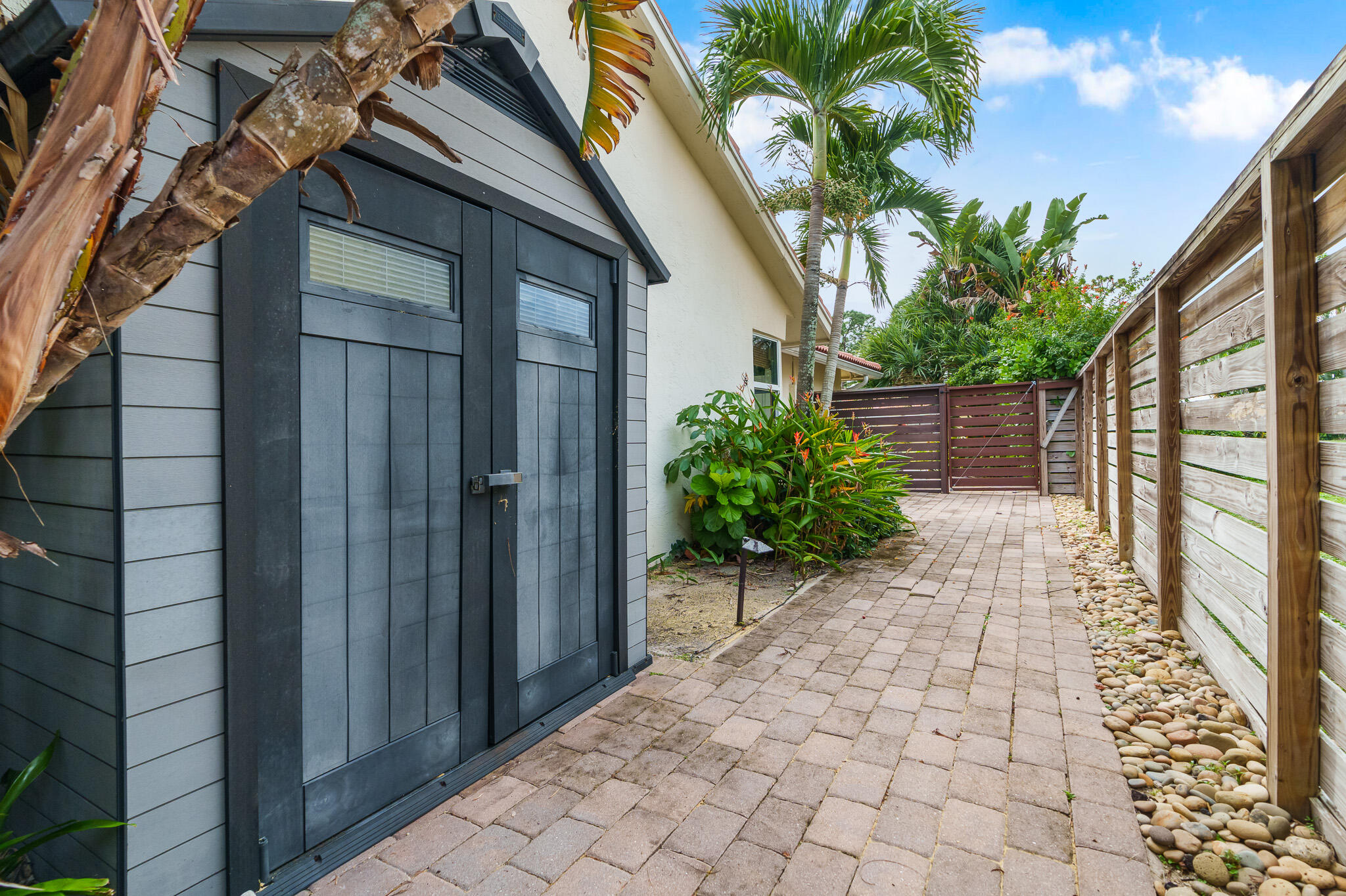 4195 NW 7th Court