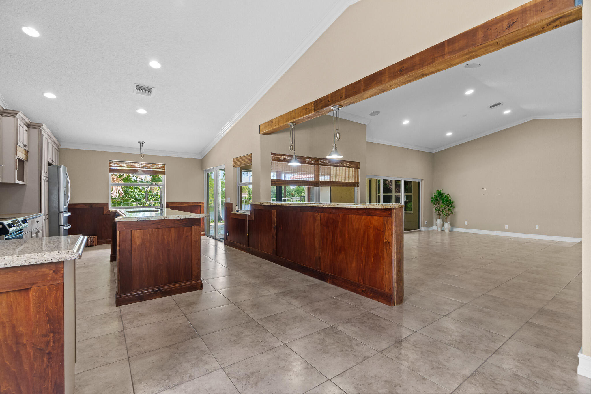 4195 NW 7th Court