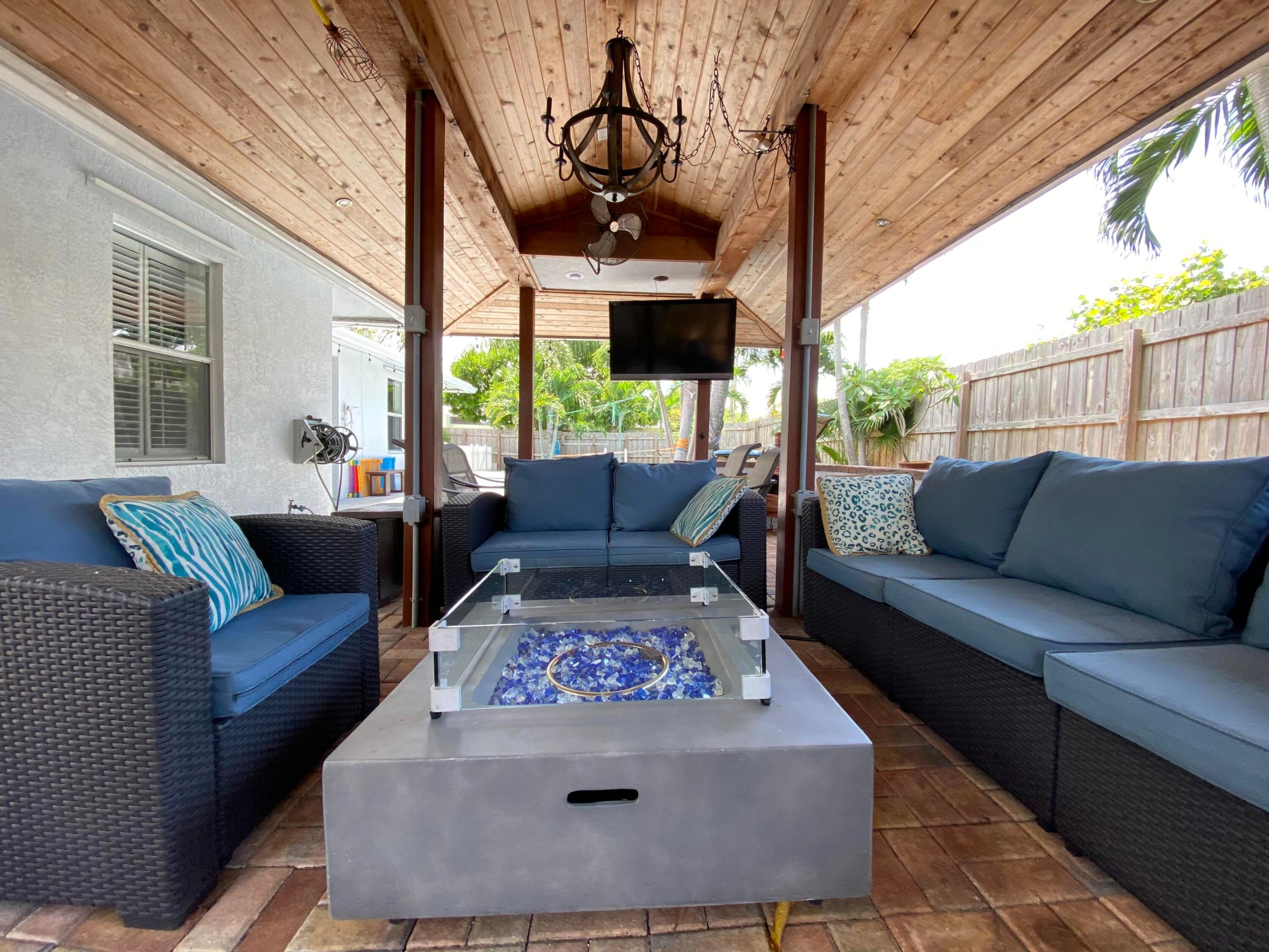 109 SE 31st Avenue