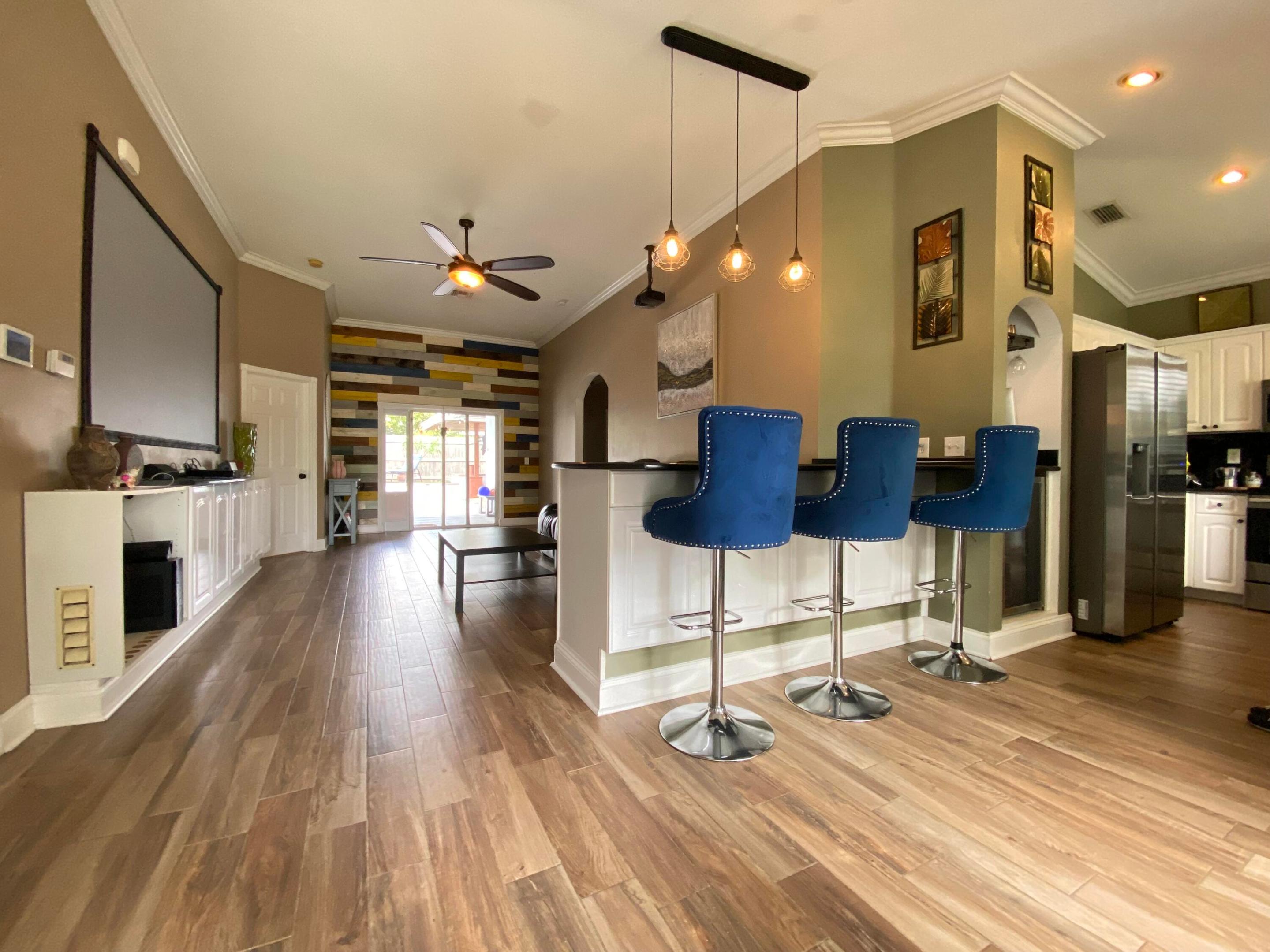 109 SE 31st Avenue