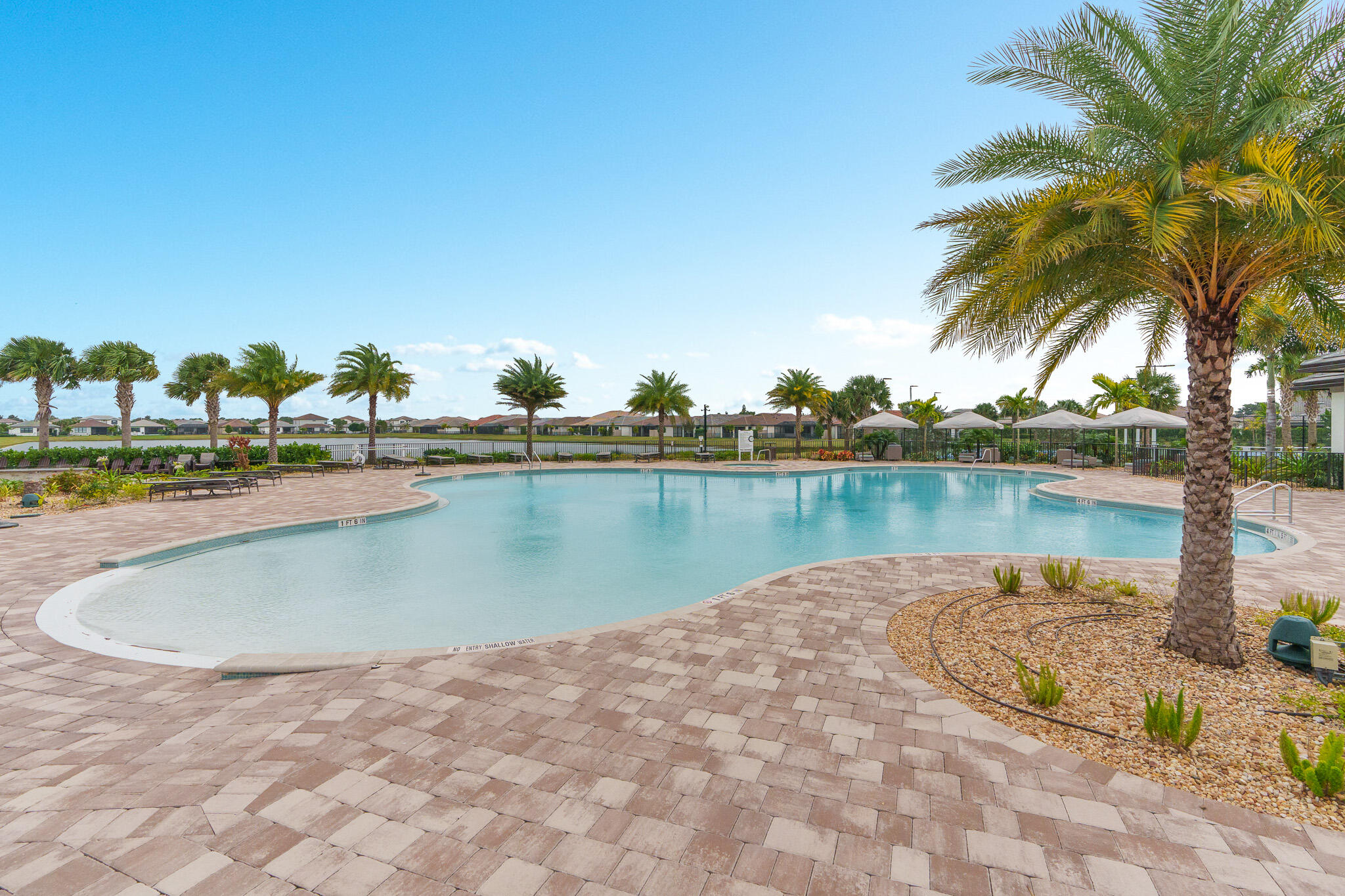 8202 Cadre Noir Road