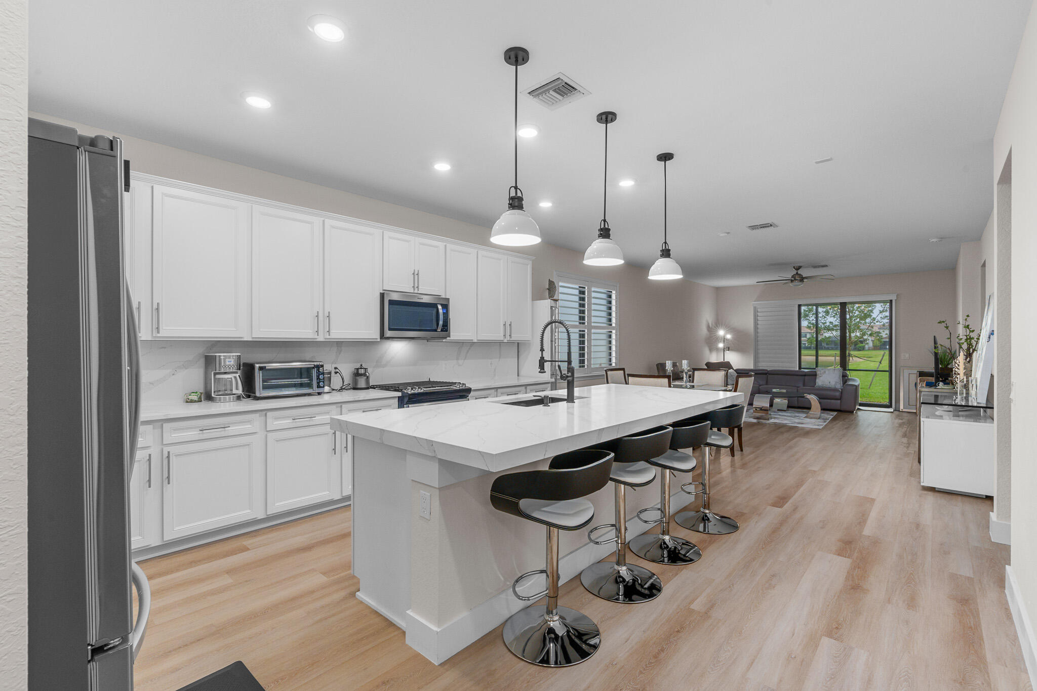 8202 Cadre Noir Road