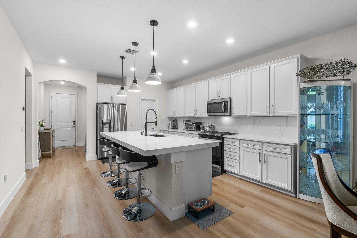 8202 Cadre Noir Road