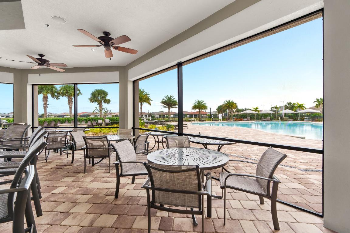 8202 Cadre Noir Road