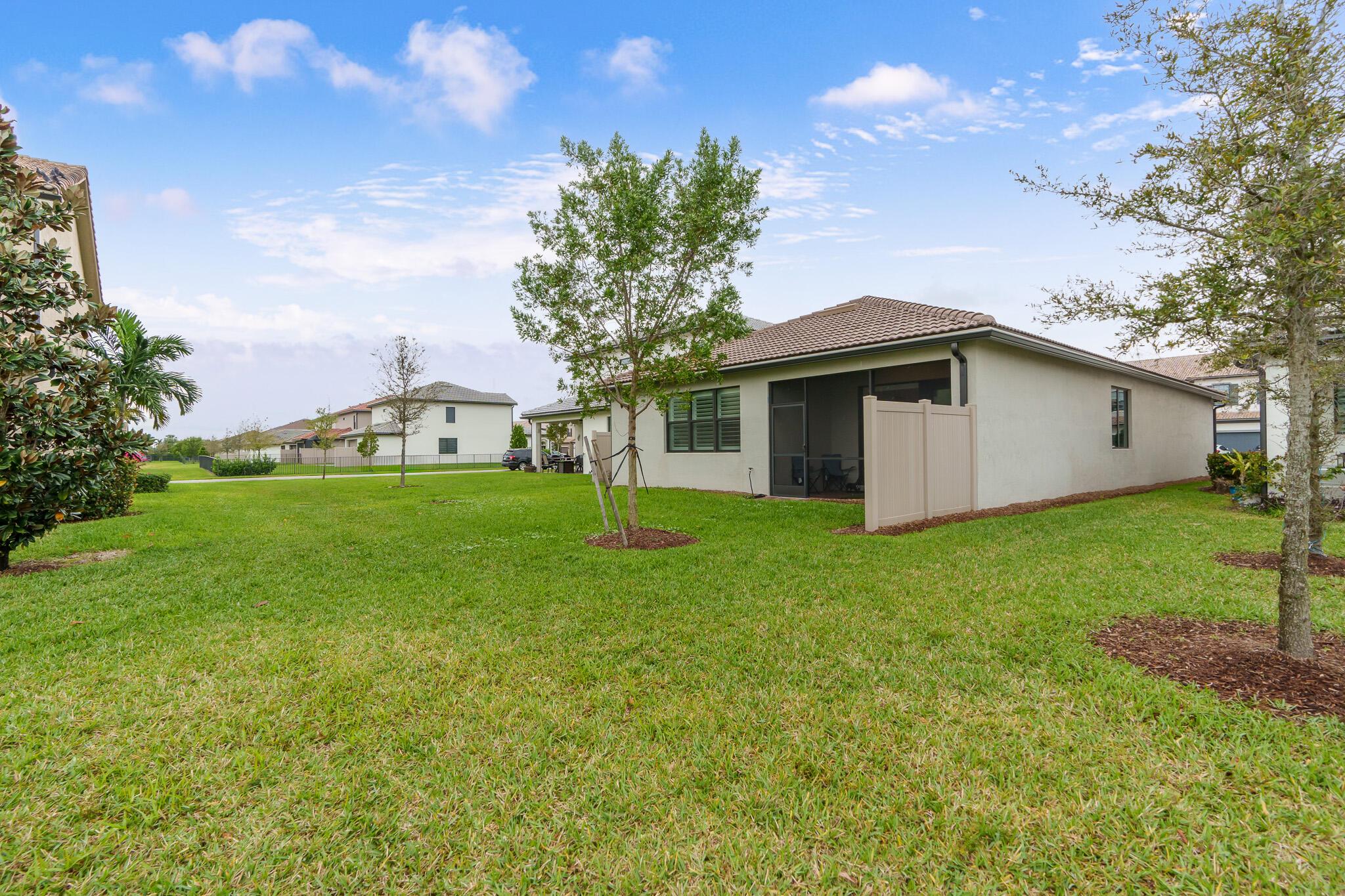 8202 Cadre Noir Road