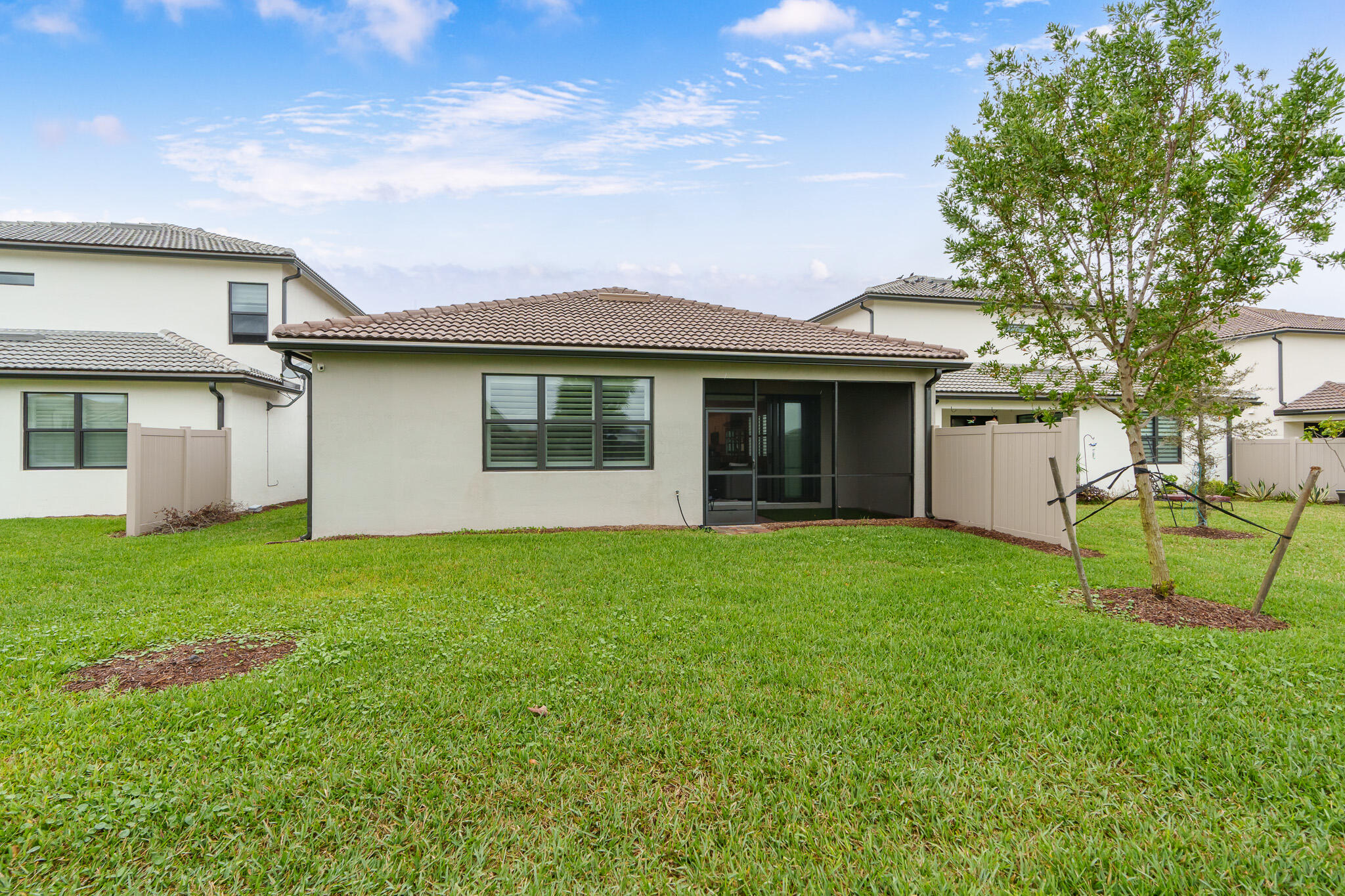 8202 Cadre Noir Road