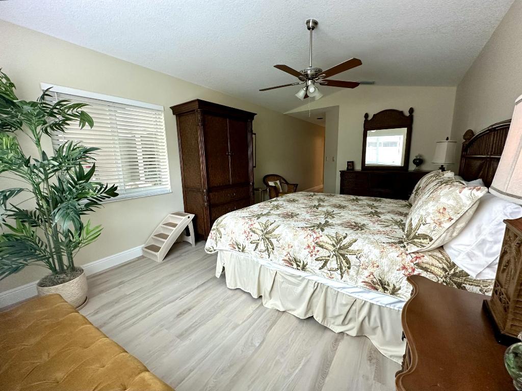 6070 Bay Isles Drive