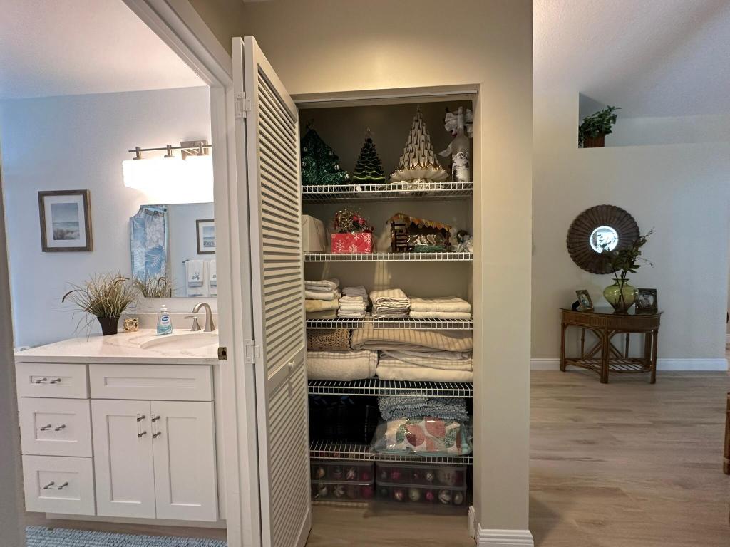 6070 Bay Isles Drive