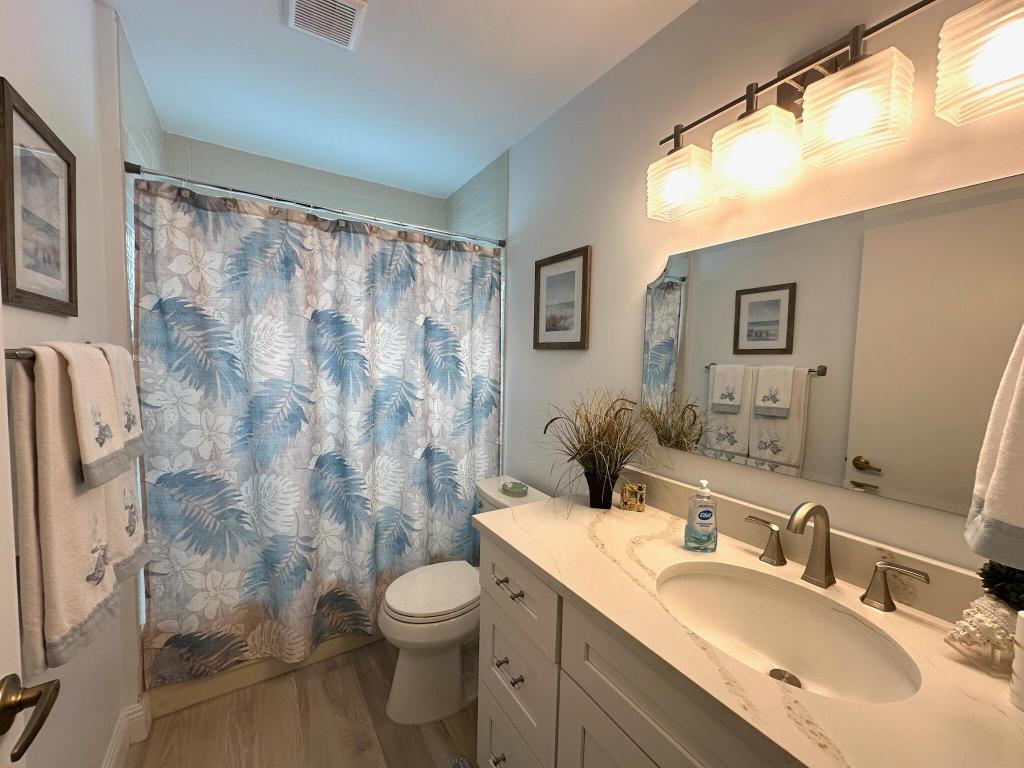 6070 Bay Isles Drive