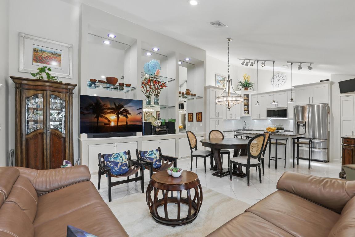 1801 S Us Highway 1 10a