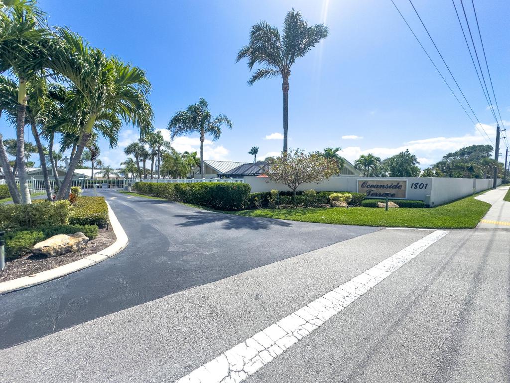 1801 S Us Highway 1 10a