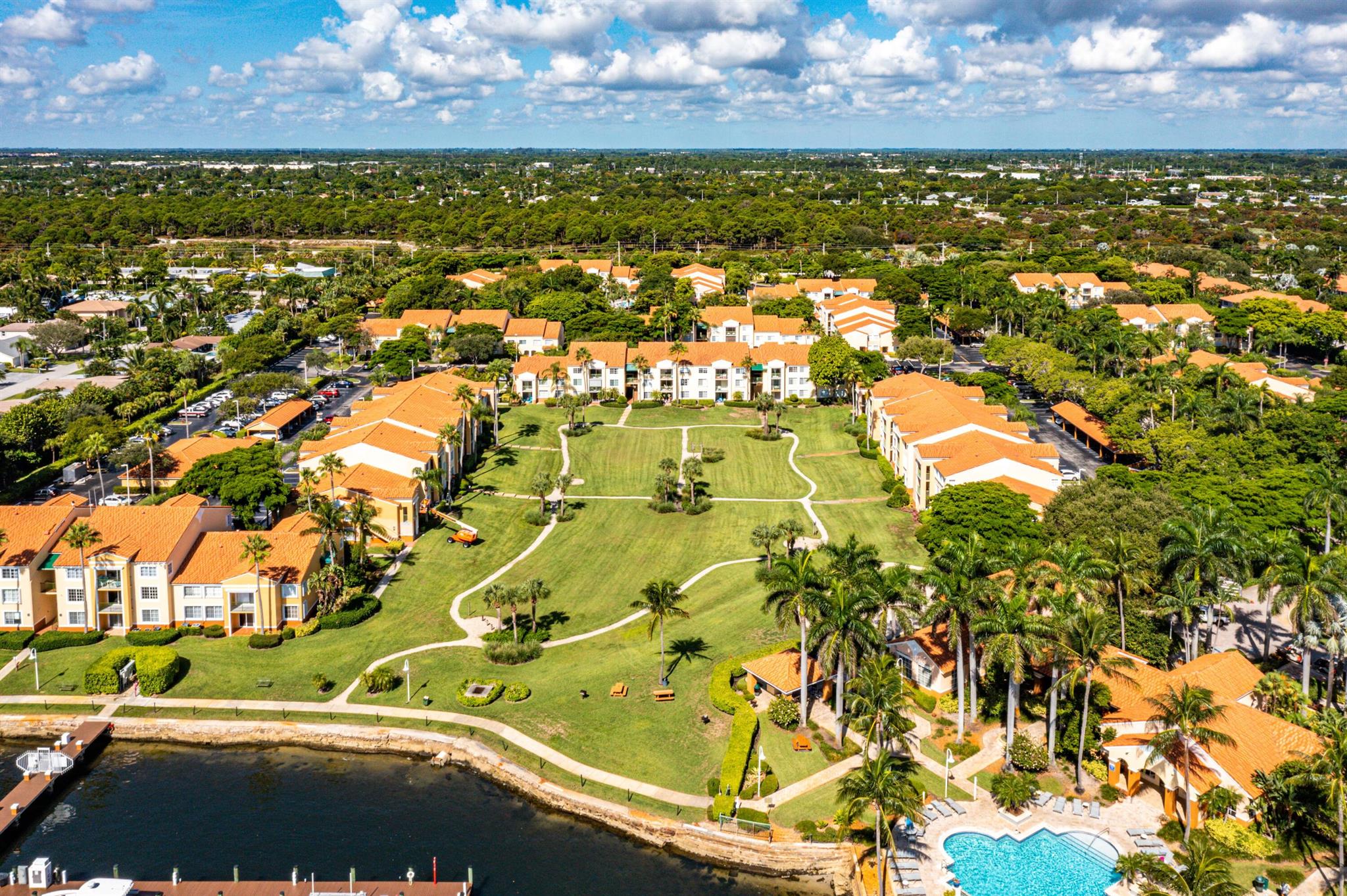127 Yacht Club Way 208