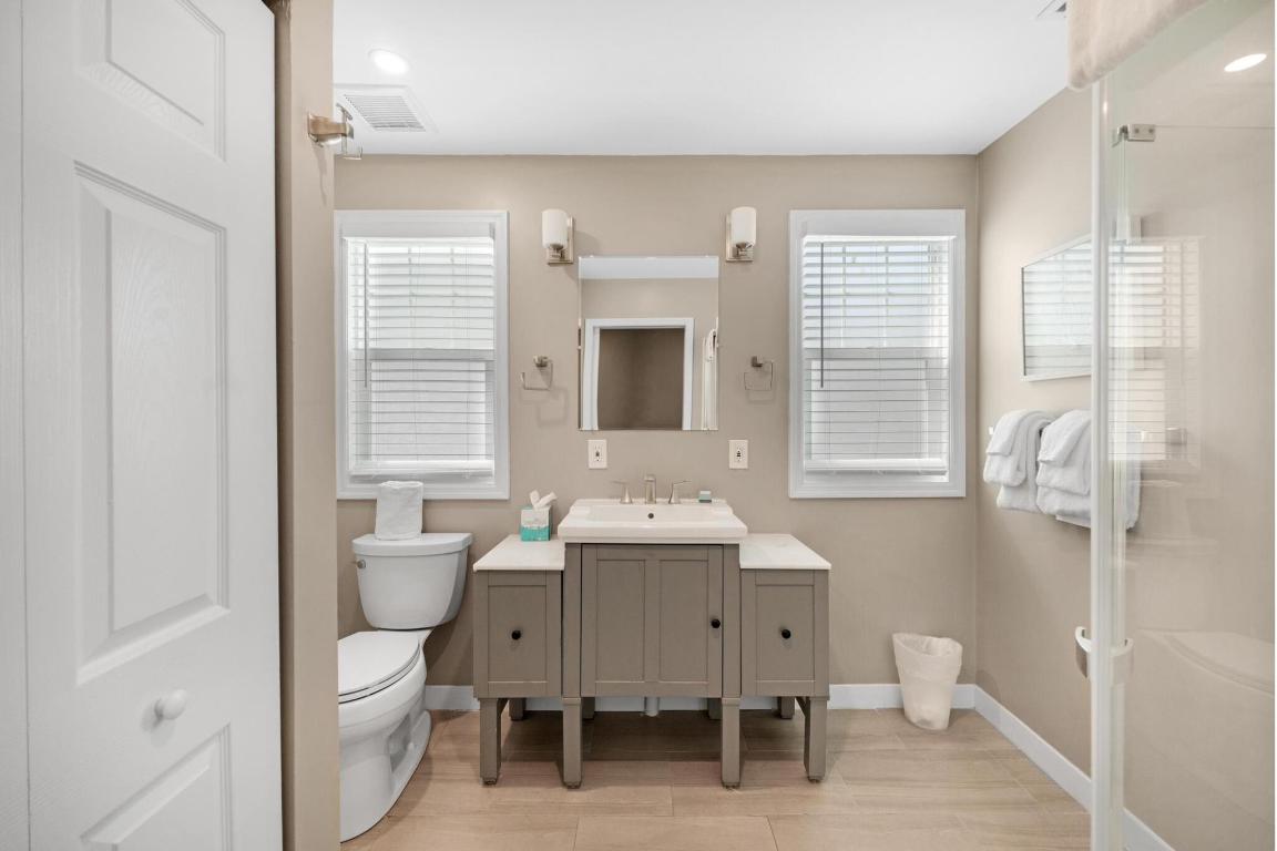 7051 Harbor Village Drive