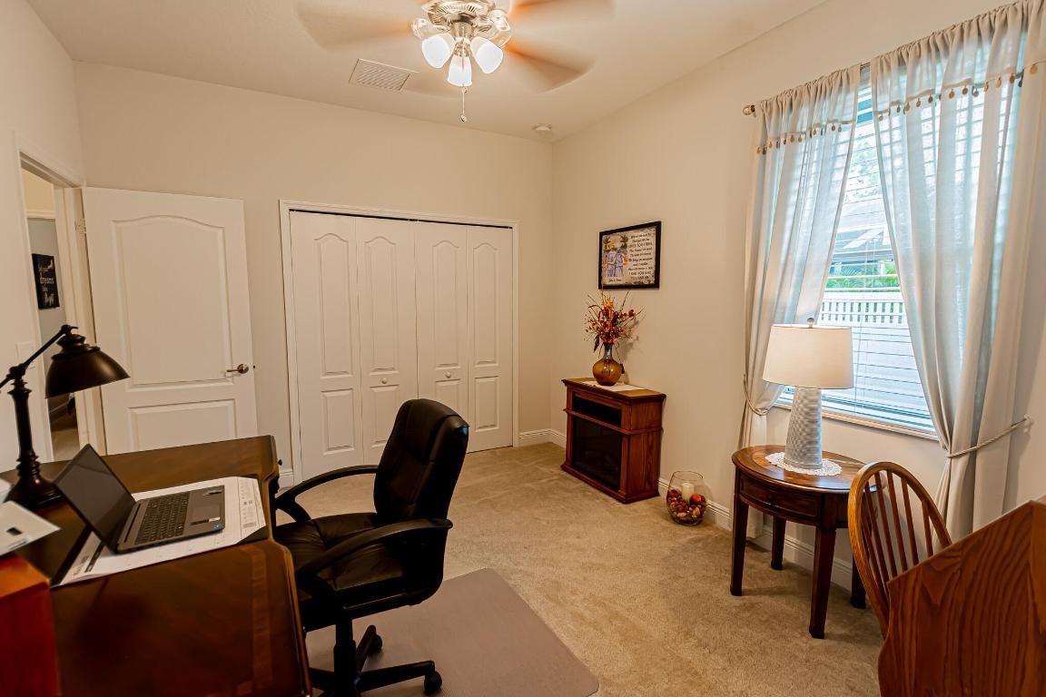 5927 NW Favian Avenue