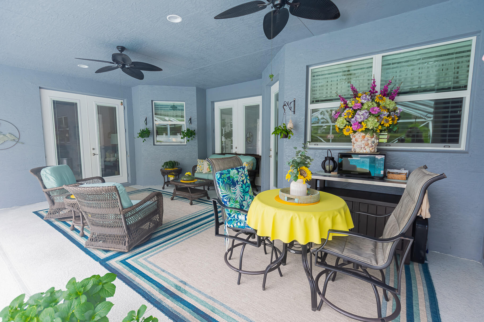 5927 NW Favian Avenue