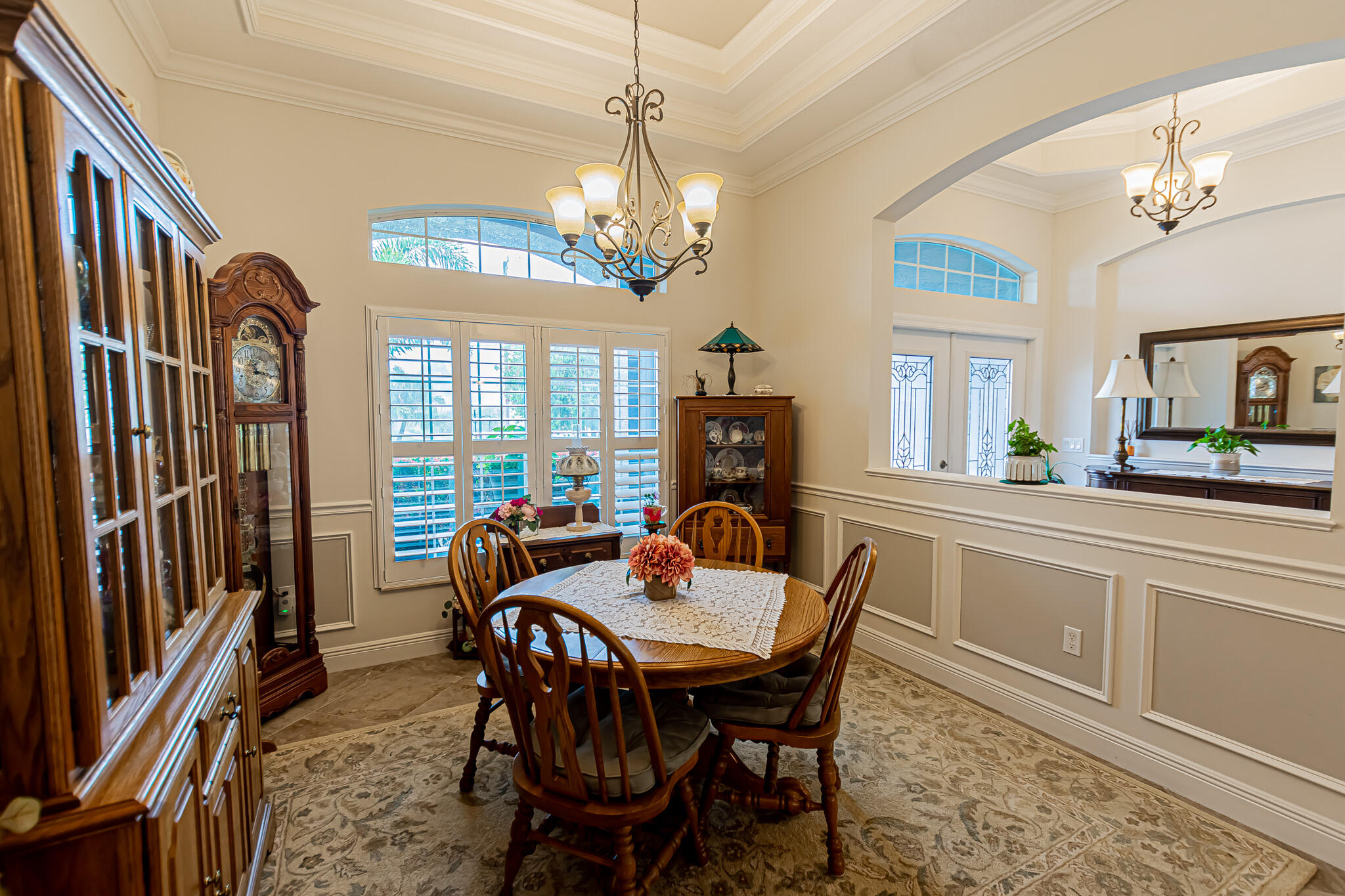 5927 NW Favian Avenue