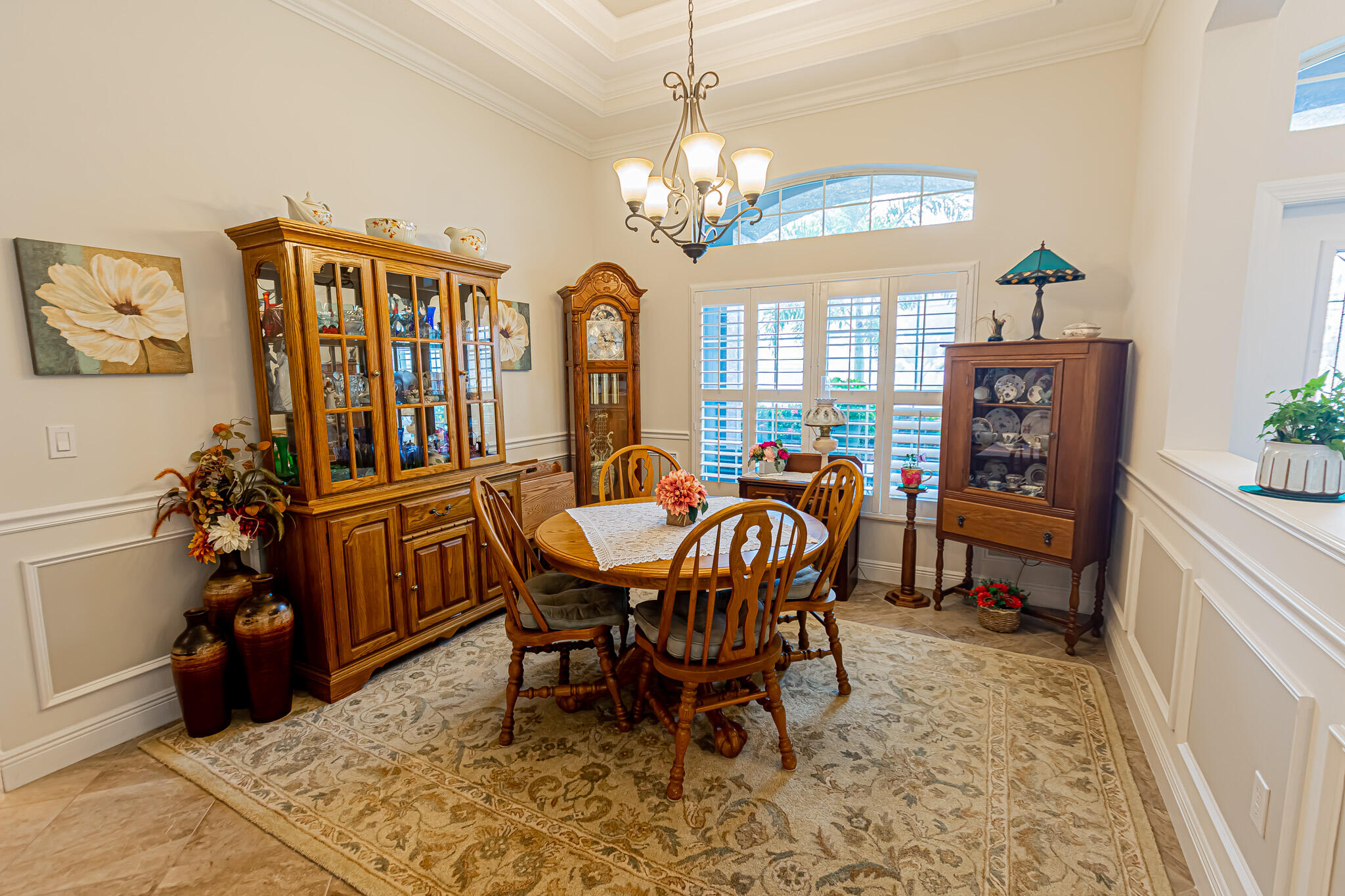 5927 NW Favian Avenue