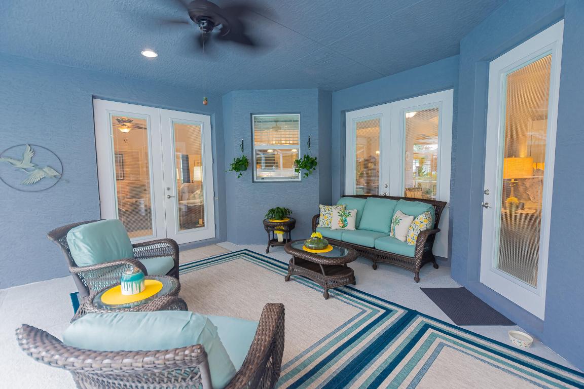 5927 NW Favian Avenue