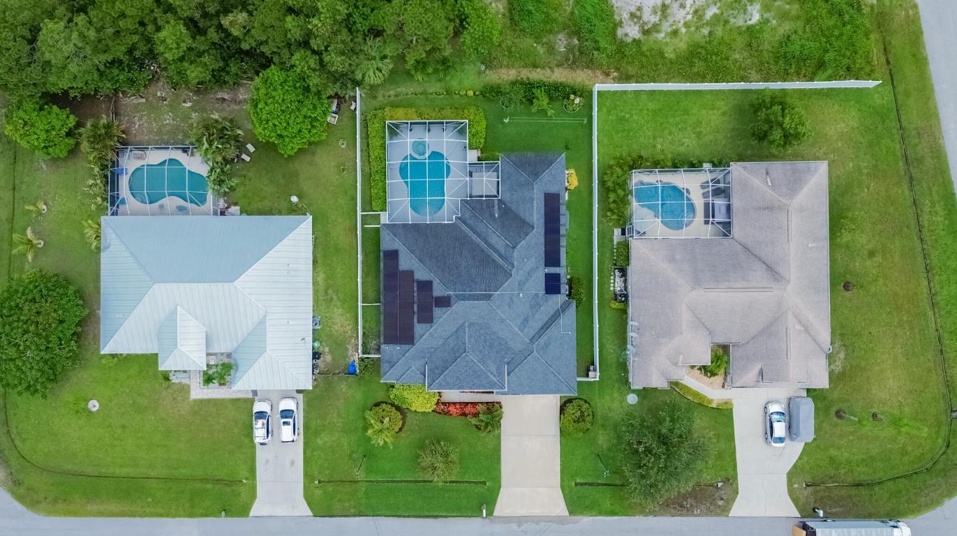 5927 NW Favian Avenue