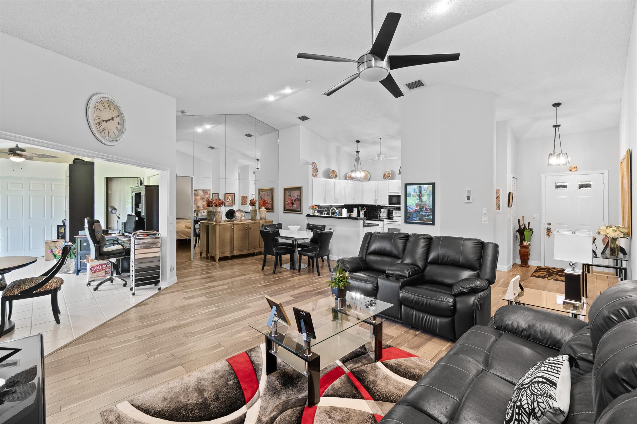 5874 Parkwalk Circle W