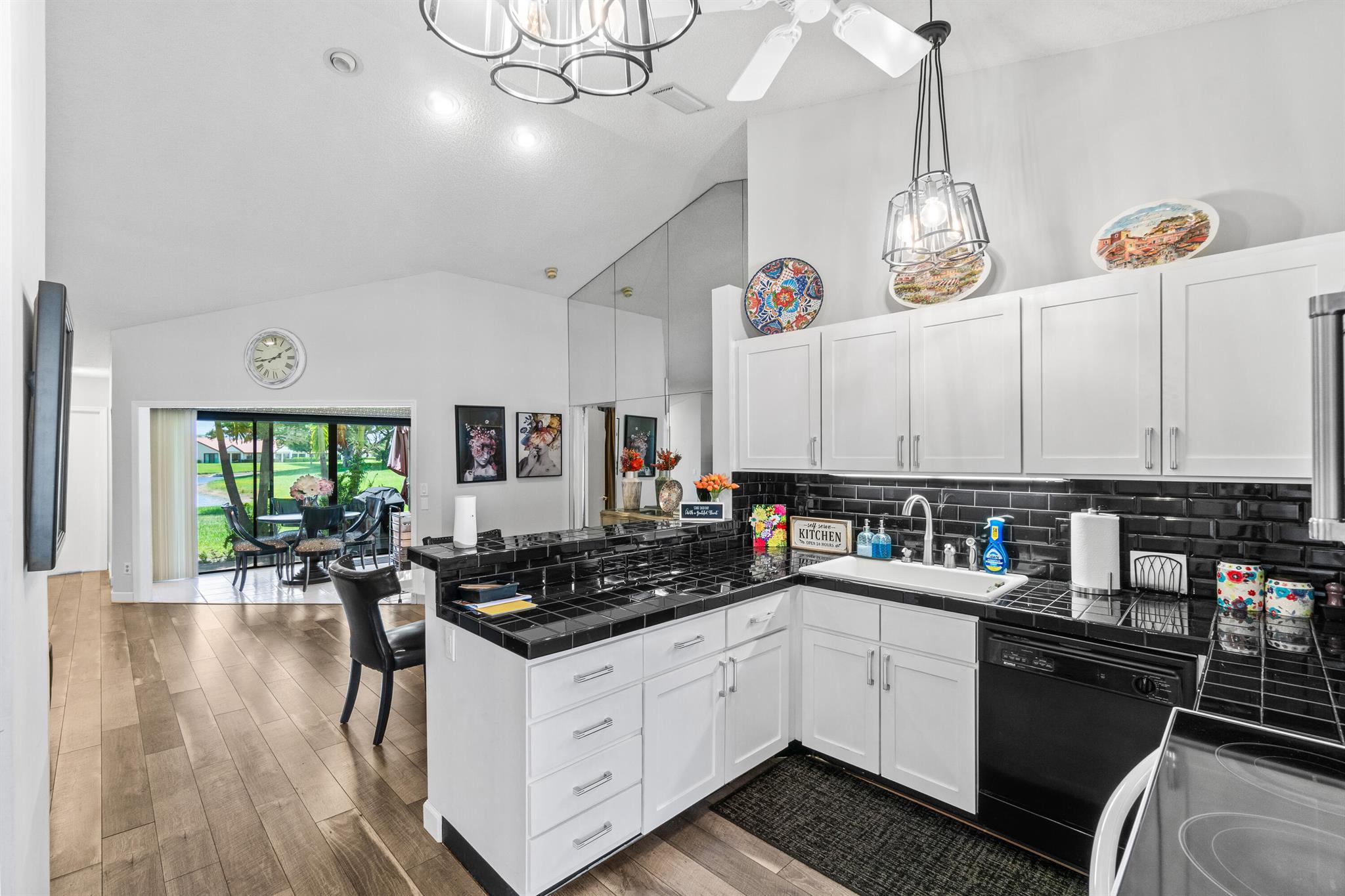5874 Parkwalk Circle W