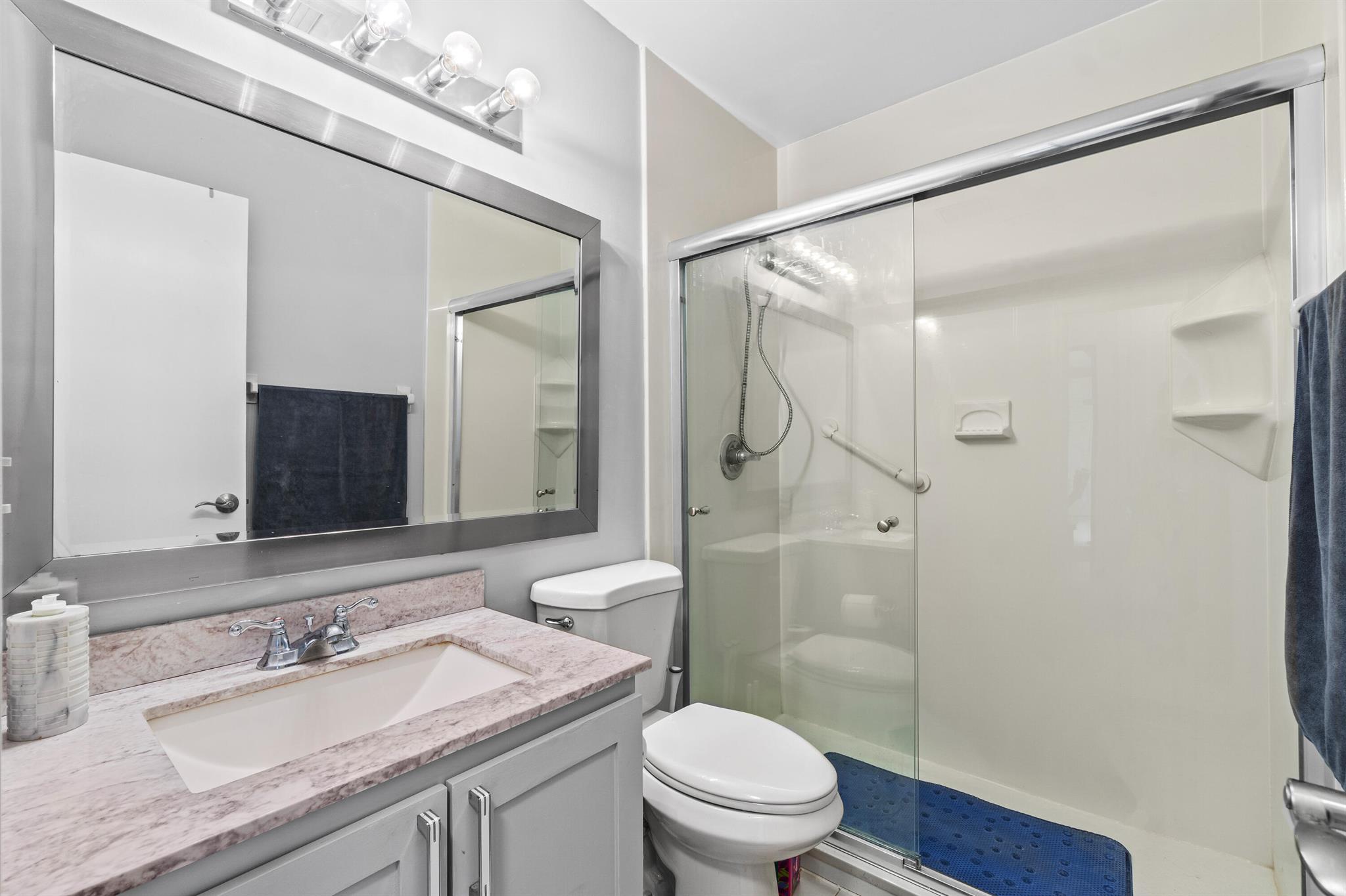 5874 Parkwalk Circle W